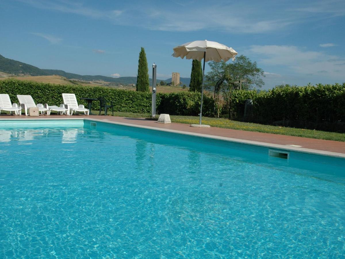 Апартаменты Spacious Farmhouse In Pienza With Swimming Pool Contignano Экстерьер фото
