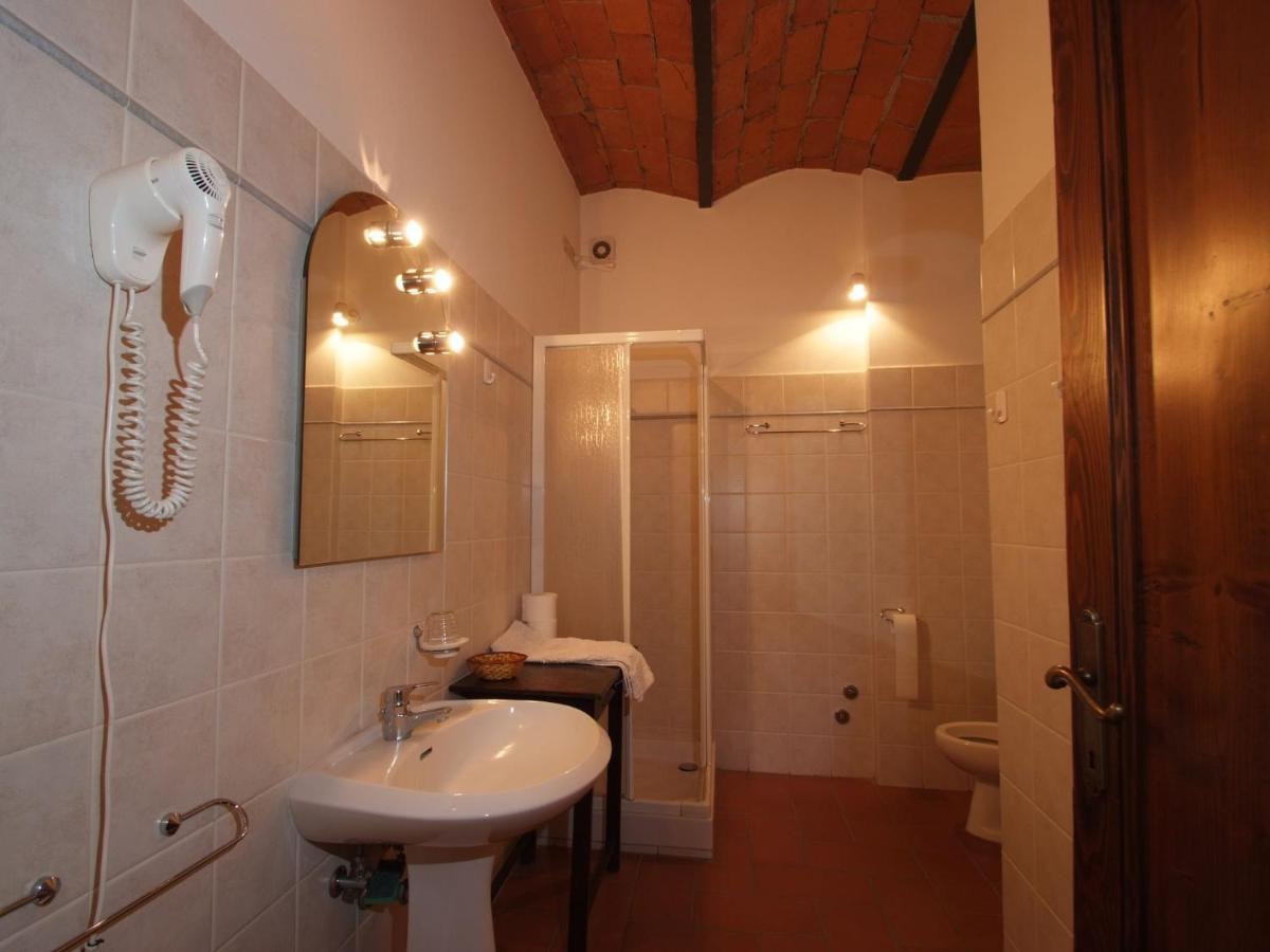 Апартаменты Spacious Farmhouse In Pienza With Swimming Pool Contignano Экстерьер фото