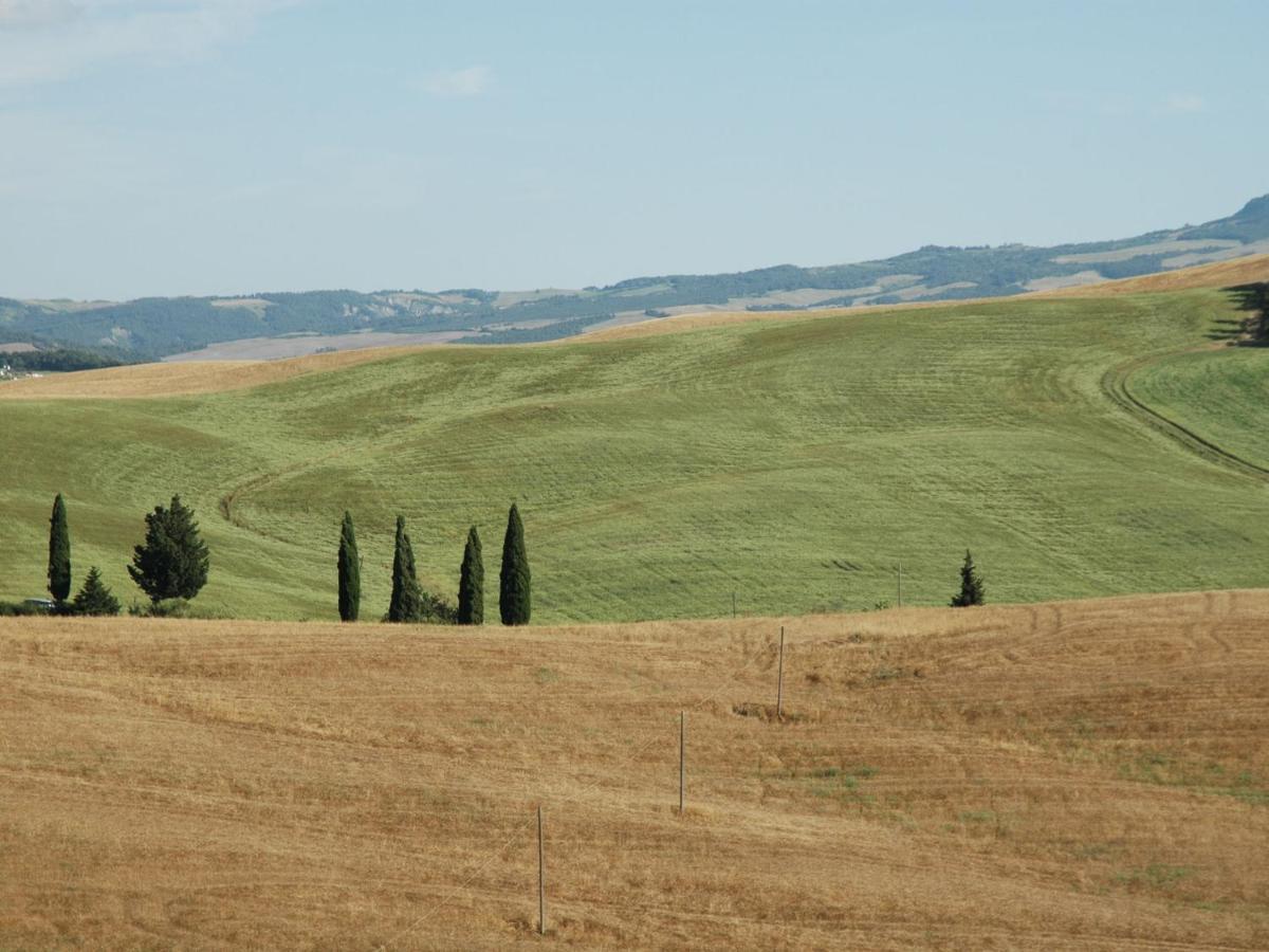 Апартаменты Spacious Farmhouse In Pienza With Swimming Pool Contignano Экстерьер фото
