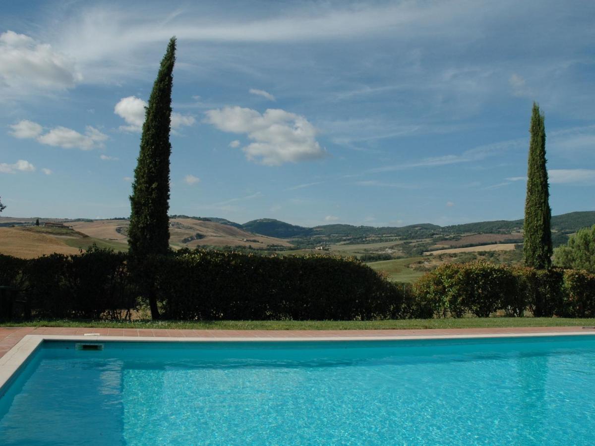 Апартаменты Spacious Farmhouse In Pienza With Swimming Pool Contignano Экстерьер фото